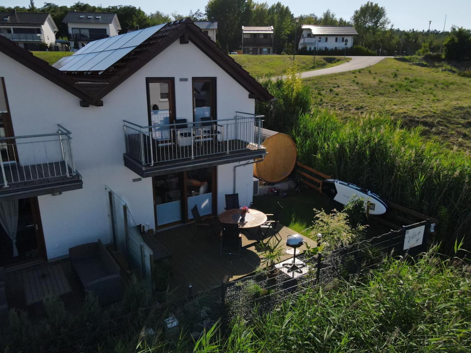 Villa Di Lago - Ferienhaus Mit Sauna Mucheln Exterior photo